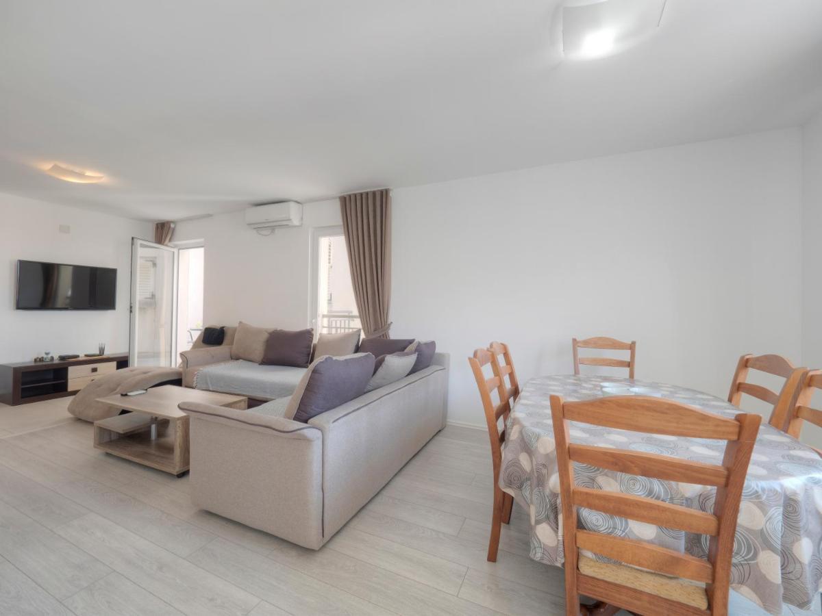 Family Three Bedroom Apartment Brando Budva Luaran gambar